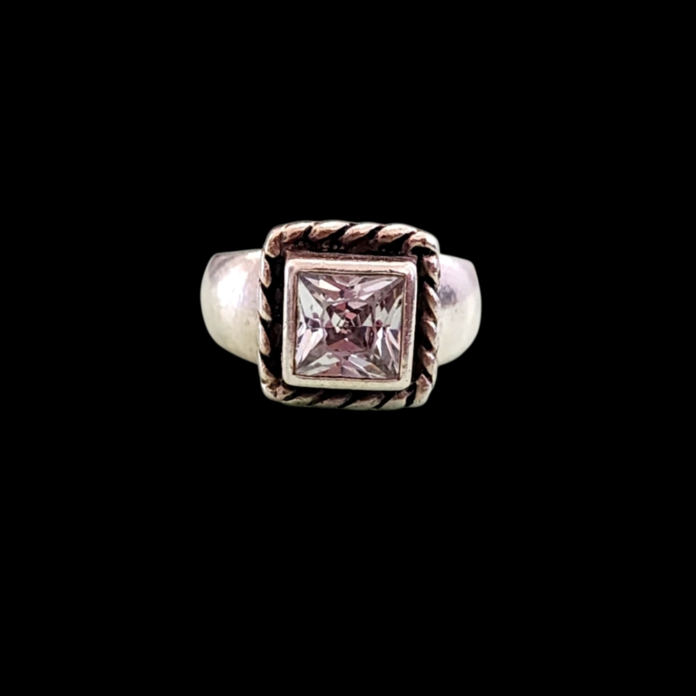 Silpada Elizabeth Sterling Silver 925 CZ Square Cubic Zirconia Size 7 Ring R0836